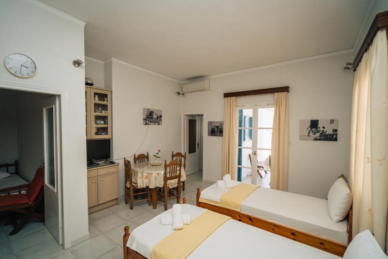 Potter's Apartment/40 Meters From The * Kamares (Sifnos)
